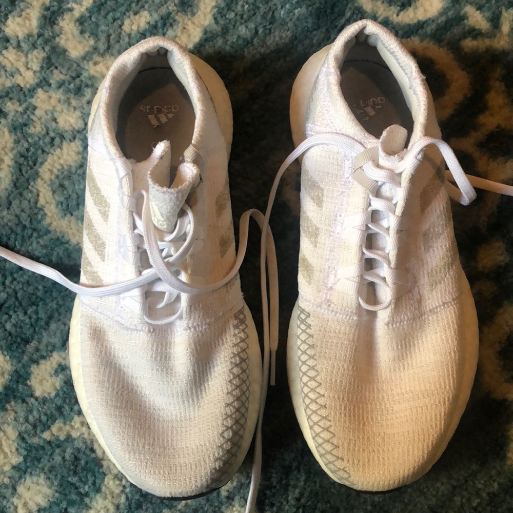 Adidas Sneakers
